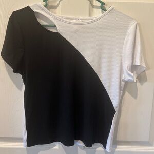 Juniors black and white top size large